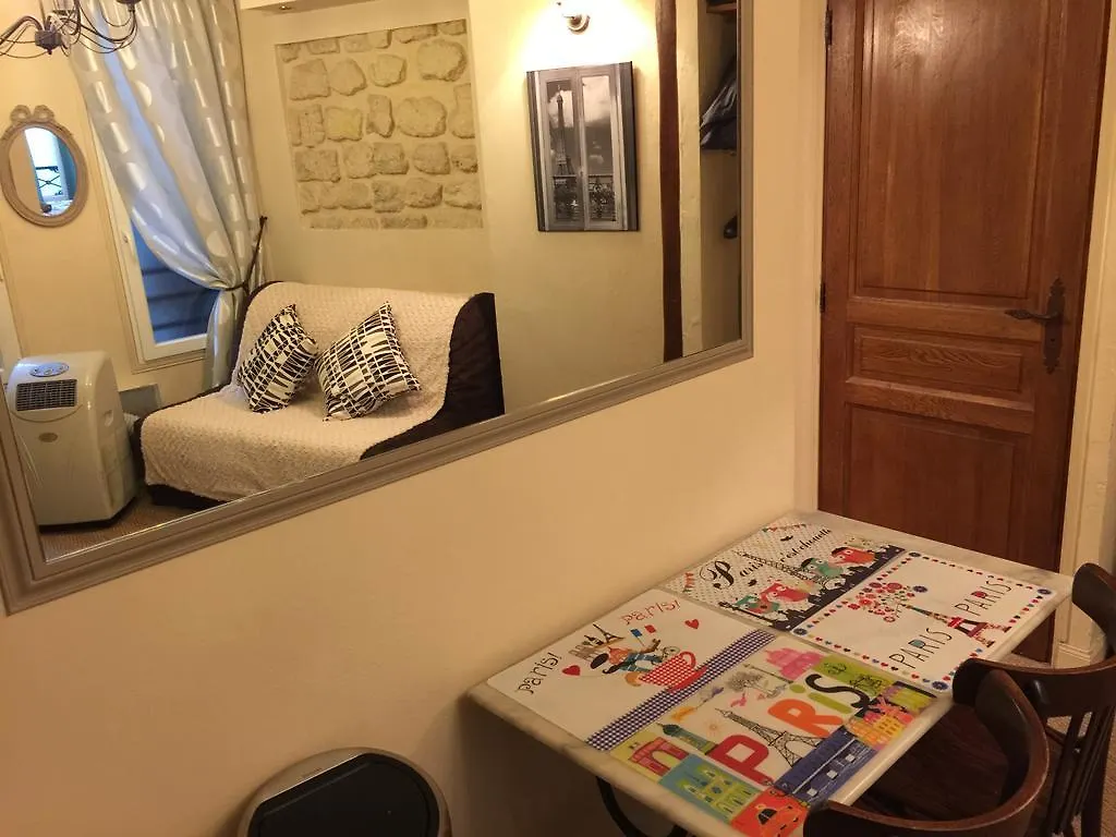 Apartment Luxembourg-proche St Germain Des Pres