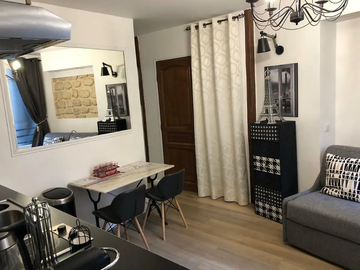 Apartment Luxembourg-proche St Germain Des Pres